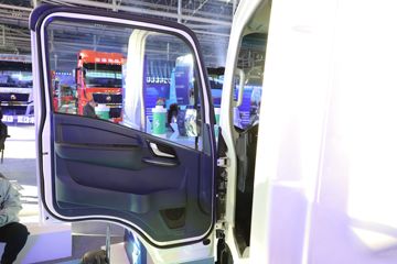 �й�����HOWO ͳ˧ 4.5T ���Ŵ��綯�Ῠ����132kWhͼƬ