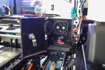 �й�����HOWO ͳ˧ 4.5T ���Ŵ��綯�Ῠ����132kWhͼƬ