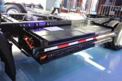 中国重汽HOWO 蓝立方统帅 4.5T 单排纯电动轻卡底盘(ZZ1047H3414Z145EVD1)132kWh