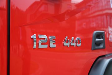 �������� �ܻ�H6 ���ذ� 440���� 6X4 LNGǣ����(420����)ͼƬ