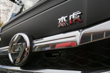 �������� �ܻ�H6 ���ذ� 440���� 6X4 LNGǣ����(420����)ͼƬ