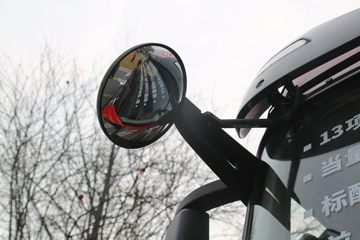 �������� �ܻ�H6 ���ذ� 440���� 6X4 LNGǣ����(420����)ͼƬ