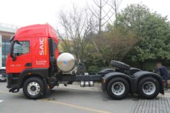 上汽红岩 杰虎H6 标载版 440马力 6X4 LNG牵引车(420后桥)(CQ4257ED12384T)