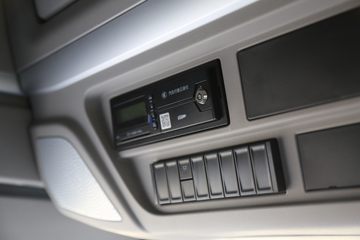 �������� �ܻ�H6 ���ذ� 440���� 6X4 LNGǣ����(420����)ͼƬ