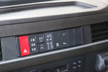 �������� �ܻ�H6 ���ذ� 440���� 6X4 LNGǣ����(420����)ͼƬ