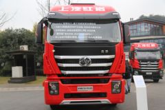 上汽红岩 杰狮C6 PLUS 500马力 6X4 LNG牵引车(CQ4257HD13384T)