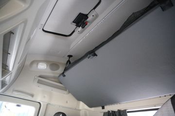 �������� ��ʨC6 PLUS 500���� 6X4 LNGǣ����(CQ4257HD13384T)ͼƬ