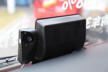 �������� ��ʨC6 PLUS 500���� 6X4 LNGǣ����(CQ4257HD13384T)ͼƬ