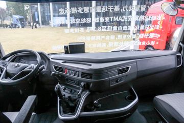 �������� ��ʨC6 PLUS 500���� 6X4 LNGǣ����(CQ4257HD13384T)ͼƬ