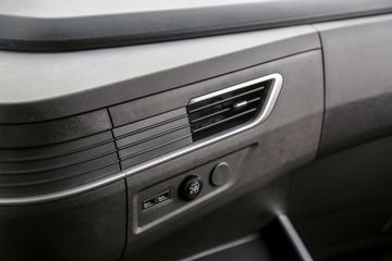 �������� ��ʨC6 PLUS 500���� 6X4 LNGǣ����(CQ4257HD13384T)ͼƬ