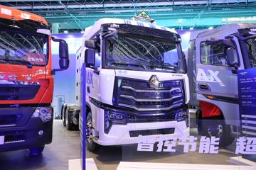 中国重汽豪沃Max 经典版 12.5L LNG 480马力 6X4 中国重汽16档 AMT自动档 危险品牵引车