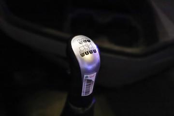 �й�����HOWO Max�ؿ� 480���� 6X4 ˫ȼ��Σ��Ʒǣ����(Һ��)(ZZ4257V424KF1CLW)ͼƬ