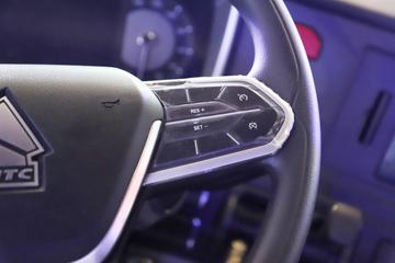 �й�����HOWO Max�ؿ� 480���� 6X4 ˫ȼ��Σ��Ʒǣ����(Һ��)(ZZ4257V424KF1CLW)ͼƬ