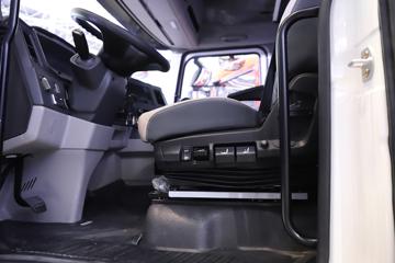 �й�����HOWO Max�ؿ� 480���� 6X4 ˫ȼ��Σ��Ʒǣ����(Һ��)(ZZ4257V424KF1CLW)ͼƬ