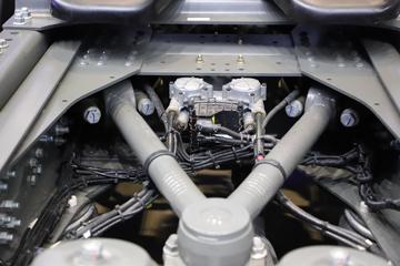 �й�����HOWO Max�ؿ� 480���� 6X4 ˫ȼ��Σ��Ʒǣ����(Һ��)(ZZ4257V424KF1CLW)ͼƬ