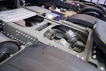 �й�����HOWO Max�ؿ� 480���� 6X4 ˫ȼ��Σ��Ʒǣ����(Һ��)(ZZ4257V424KF1CLW)ͼƬ