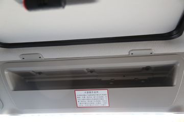 �������� ��ʨC6 ���ϼ�ǿ�� 440���� 8X4 7.6��CNG��ж��(����)(CQ3317HD12466N)ͼƬ