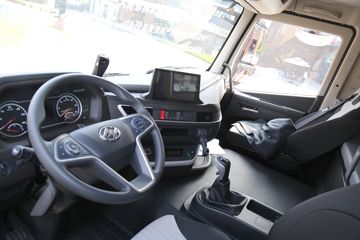 �������� ��ʨC6 ���ϼ�ǿ�� 440���� 8X4 7.6��CNG��ж��(����)(CQ3317HD12466N)ͼƬ