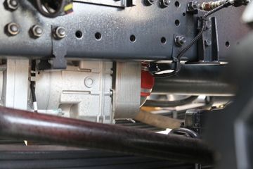 �������� ��ʨC6 ���ϼ�ǿ�� 440���� 8X4 7.6��CNG��ж��(����)(CQ3317HD12466N)ͼƬ