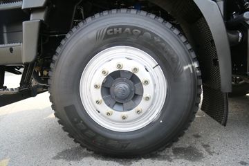 �������� ��ʨC6 ���ϼ�ǿ�� 440���� 8X4 7.6��CNG��ж��(����)(CQ3317HD12466N)ͼƬ