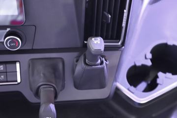 �й����� �ǵ¿�SITRAK G7S�ؿ� 530���� 6X4 CNG�Զ���ǣ����(��Һ��)ͼƬ