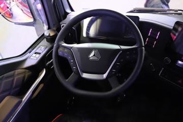 �й����� �ǵ¿�SITRAK G7S�ؿ� 530���� 6X4 CNG�Զ���ǣ����(��Һ��)ͼƬ