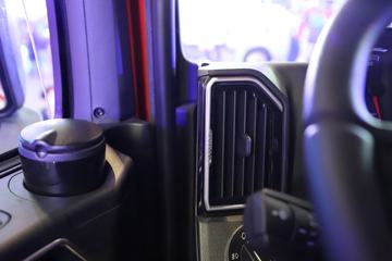 �й����� �ǵ¿�SITRAK G7S�ؿ� 530���� 6X4 CNG�Զ���ǣ����(��Һ��)ͼƬ