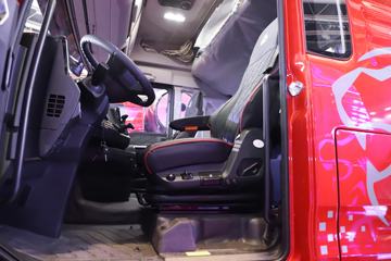 �й����� �ǵ¿�SITRAK G7S�ؿ� 530���� 6X4 CNG�Զ���ǣ����(��Һ��)ͼƬ