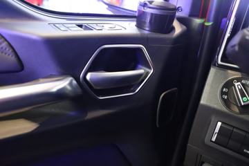 �й����� �ǵ¿�SITRAK G7S�ؿ� 530���� 6X4 CNG�Զ���ǣ����(��Һ��)ͼƬ