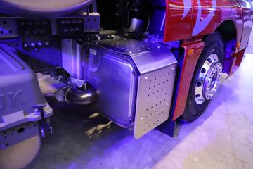 �й����� �ǵ¿�SITRAK G7H�ؿ� 530���� 4X2 LNG�Զ���ǣ����ͼƬ