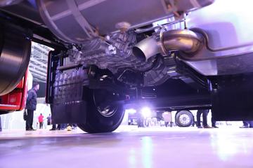 �й����� �ǵ¿�SITRAK G7H�ؿ� 530���� 4X2 LNG�Զ���ǣ����ͼƬ