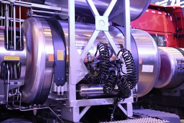 �й����� �ǵ¿�SITRAK G7H�ؿ� 530���� 4X2 LNG�Զ���ǣ����ͼƬ