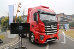 上汽红岩 杰狮H6 590马力 6X4 LNG自动档牵引车(CQ4257SZ384S)