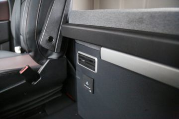 �������� ��ʨH6 590���� 6X4 LNG�Զ���ǣ����(CQ4257SZ384S)ͼƬ