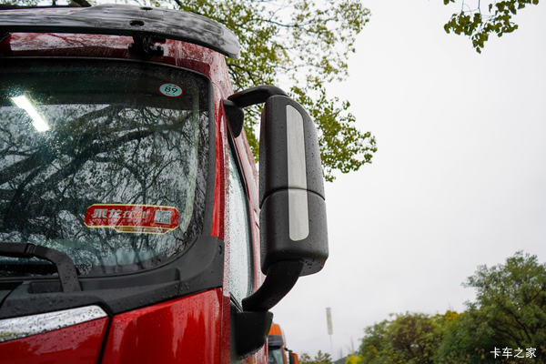 多种车型可选适合多种路况，最新金融方案，欢迎到店看车