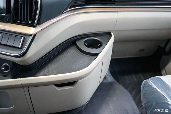�߶�˫�Ի����Զ�����ʵ��330����6x2����H5V�ػ���