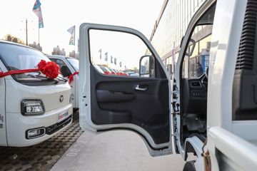  M2  2.0L 122 CNG 4׵΢()(BJ1032V5JC6-07)ͼƬ