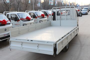  M2  2.0L 122 CNG 4׵΢()(BJ1032V5JC6-07)ͼƬ