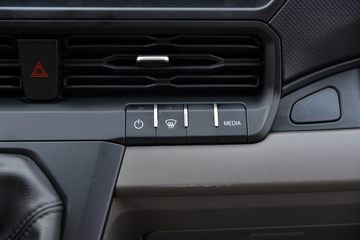 �������� ��ȫ˳ 143���� 2.0T���� 6�� �����ж�����;���ó�ͼƬ