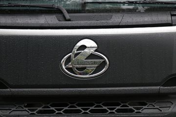 �������� ����H7 ½���� 580���� 4X2 LNG�Զ���ǣ����(LZ4180H7AM1)ͼƬ