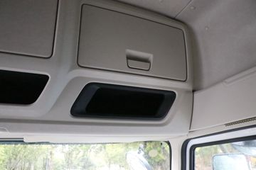 �������� ����H7 ½���� 580���� 4X2 LNG�Զ���ǣ����(LZ4180H7AM1)ͼƬ