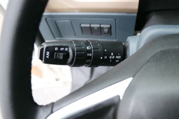 �������� ����H7 ½���� 580���� 4X2 LNG�Զ���ǣ����(LZ4180H7AM1)ͼƬ