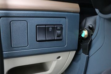 �������� ����H7 ½���� 580���� 4X2 LNG�Զ���ǣ����(LZ4180H7AM1)ͼƬ