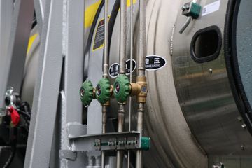 �������� ����H7 ½���� 580���� 4X2 LNG�Զ���ǣ����(LZ4180H7AM1)ͼƬ