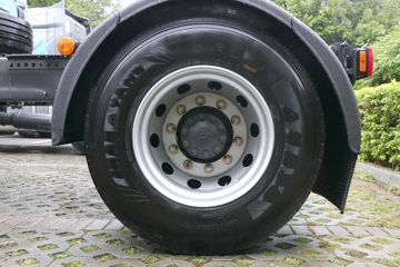 �������� ����H7 ½���� 580���� 4X2 LNG�Զ���ǣ����(LZ4180H7AM1)ͼƬ