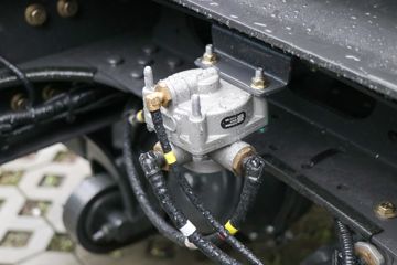 �������� ����H7 ½���� 580���� 4X2 LNG�Զ���ǣ����(LZ4180H7AM1)ͼƬ