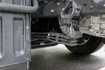 �������� ����H7 ½���� 580���� 4X2 LNG�Զ���ǣ����(LZ4180H7AM1)ͼƬ