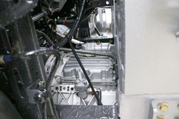 �������� ����H7 ½���� 580���� 4X2 LNG�Զ���ǣ����(LZ4180H7AM1)ͼƬ