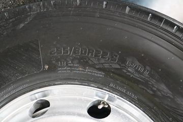 �������� ����H7 ½���� 580���� 4X2 LNG�Զ���ǣ����(LZ4180H7AM1)ͼƬ