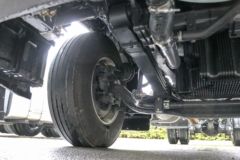 东风柳汽 乘龙H7 陆航版 580马力 4X2 LNG自动档牵引车(LZ4180H7AM1)